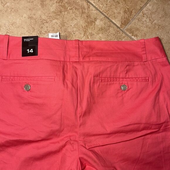 Coral Walking shorts  - Picture 4 of 4